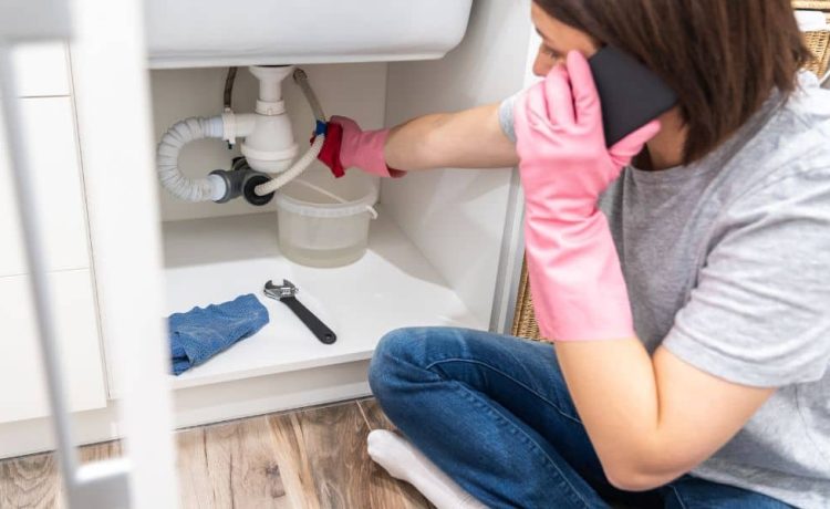 Best emergency plumbers in Houston, TX.